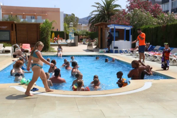 c89c5ad1-e62f-4aec-b201-0bc806262fc3-1200×800 c89c5ad1-e62f-4aec-b201-0bc806262fc3-1200x800